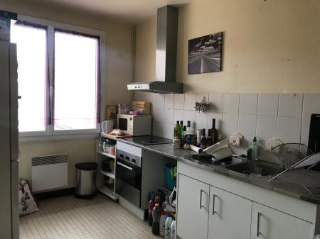 appartement à louer - 3 pièces - 75 m2 - AUXERRE - 89 - BOURGOGNE