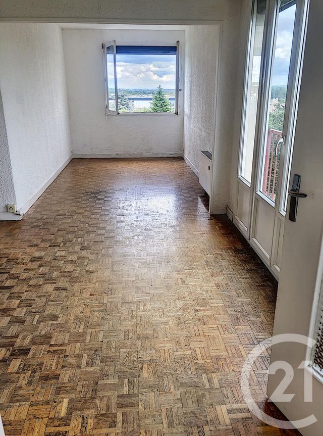 Afficher la photo en grand Appartement F3 à vendre - 3 pièces - 72.12 m2 - AUXERRE - 89 - BOURGOGNE - Century 21 Martinot Immobilier