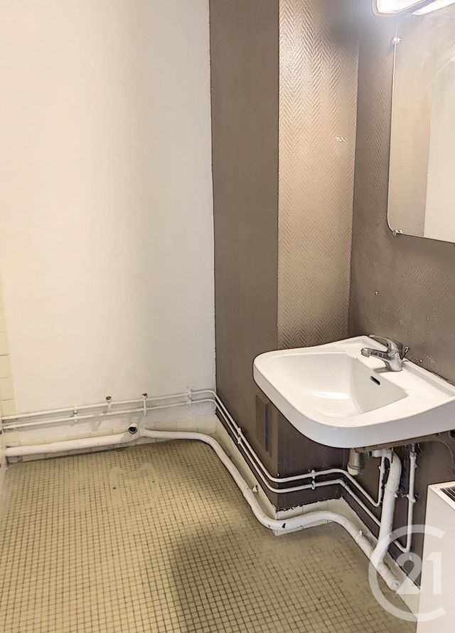 Afficher la photo en grand Appartement F3 à vendre - 3 pièces - 72.12 m2 - AUXERRE - 89 - BOURGOGNE - Century 21 Martinot Immobilier