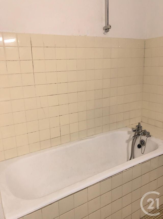 Afficher la photo en grand Appartement F3 à vendre - 3 pièces - 72.12 m2 - AUXERRE - 89 - BOURGOGNE - Century 21 Martinot Immobilier