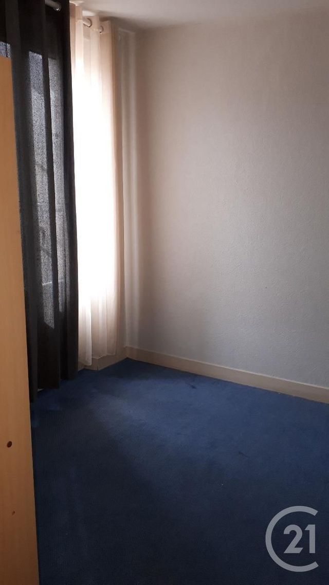 Appartement F2 à vendre - 2 pièces - 38.4 m2 - AUXERRE - 89 - BOURGOGNE - Century 21 Martinot Immobilier Appartement F2 à vendre - 2 pièces - 38.4 m2 - AUXERRE - 89 - BOURGOGNE - Century 21 Martinot Immobilier