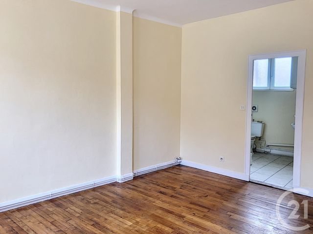 Afficher la photo en grand Appartement F2 à louer - 2 pièces - 40.0 m2 - AUXERRE - 89 - BOURGOGNE - Century 21 Martinot Immobilier