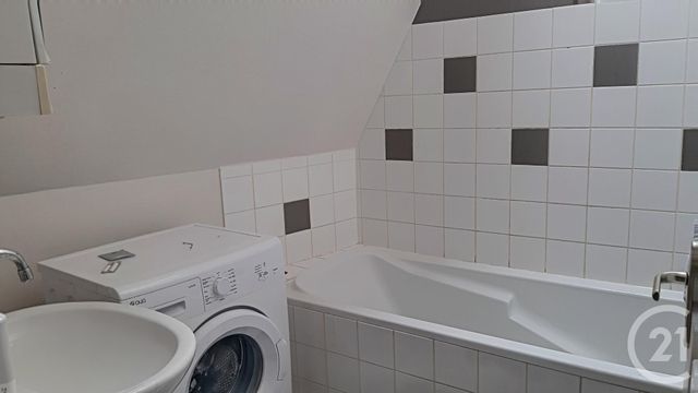 Afficher la photo en grand Appartement F3 à vendre - 3 pièces - 82.2 m2 - AUXERRE - 89 - BOURGOGNE - Century 21 Martinot Immobilier