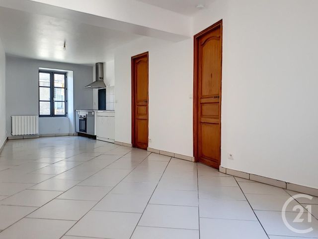 Afficher la photo en grand Appartement F2 à louer - 2 pièces - 41.0 m2 - AUXERRE - 89 - BOURGOGNE - Century 21 Martinot Immobilier
