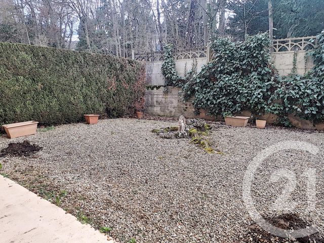 Afficher la photo en grand Appartement F2 à louer - 2 pièces - 68.0 m2 - AUXERRE - 89 - BOURGOGNE - Century 21 Martinot Immobilier