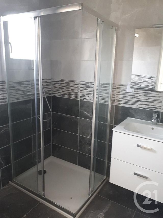 Afficher la photo en grand maison à louer - 2 pièces - 31.5 m2 - VILLEFARGEAU - 89 - BOURGOGNE - Century 21 Martinot Immobilier