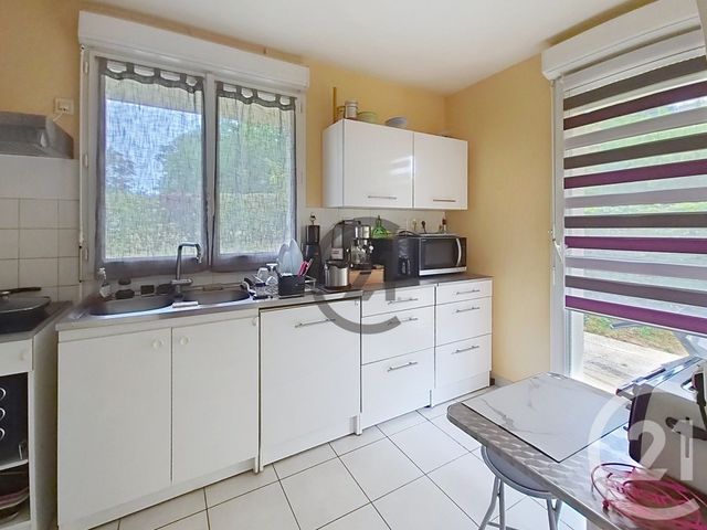 Appartement F3 à vendre - 3 pièces - 66.73 m2 - ST GEORGES SUR BAULCHE - 89 - BOURGOGNE - Century 21 Martinot Immobilier