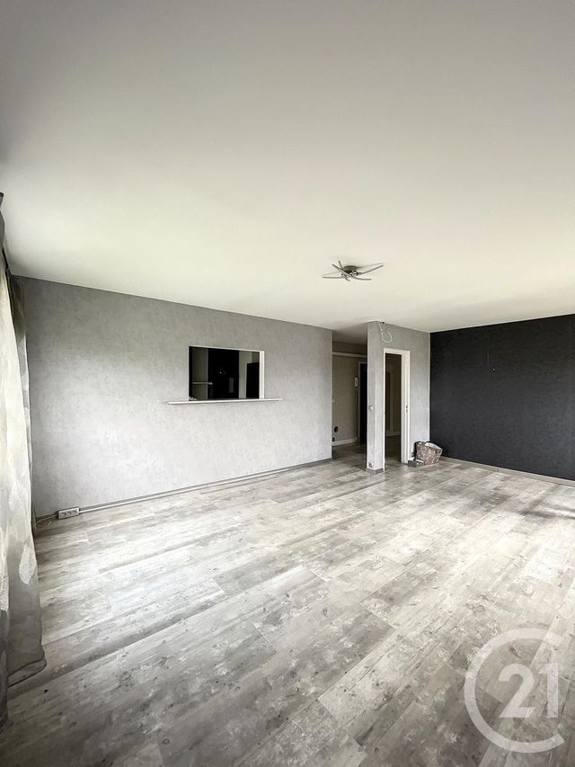 Appartement F4 à vendre - 4 pièces - 87.0 m2 - AUXERRE - 89 - BOURGOGNE - Century 21 Martinot Immobilier