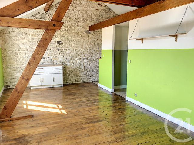 Appartement F1 à louer - 1 pièce - 32.0 m2 - CHAMPS SUR YONNE - 89 - BOURGOGNE - Century 21 Martinot Immobilier