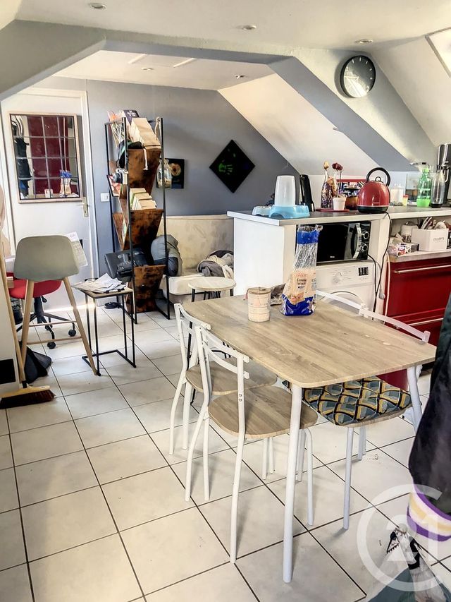 Appartement F2 à vendre - 2 pièces - 43.0 m2 - AUXERRE - 89 - BOURGOGNE - Century 21 Martinot Immobilier