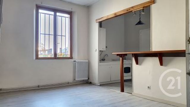 Studio à vendre - 1 pièce - 28.0 m2 - AUXERRE - 89 - BOURGOGNE - Century 21 Martinot Immobilier