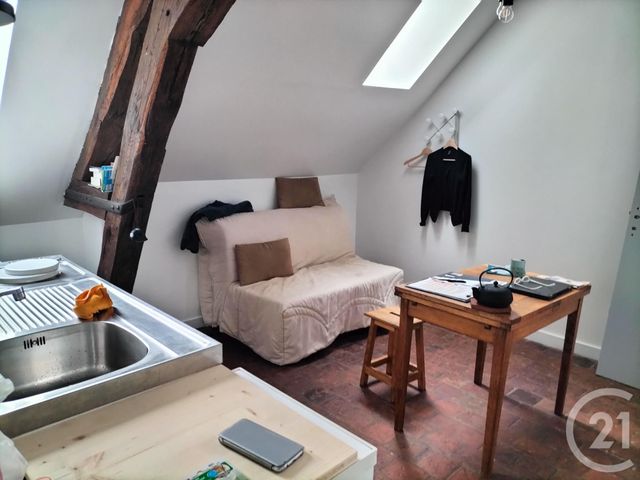 Appartement Studio à louer - 1 pièce - 14.25 m2 - AUXERRE - 89 - BOURGOGNE - Century 21 Martinot Immobilier
