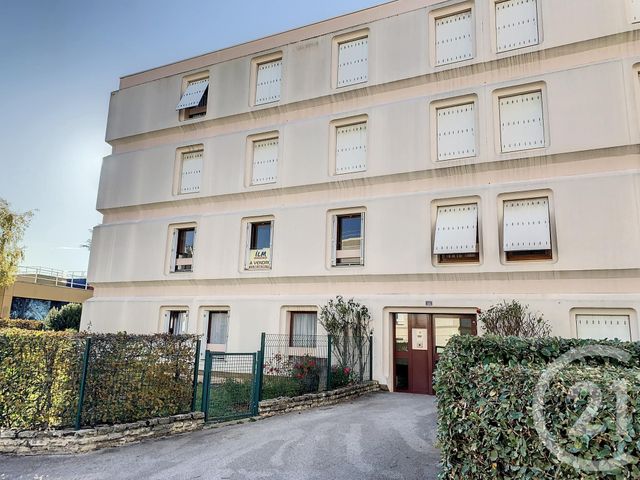 Appartement F3 à vendre - 3 pièces - 65.58 m2 - AUXERRE - 89 - BOURGOGNE - Century 21 Martinot Immobilier