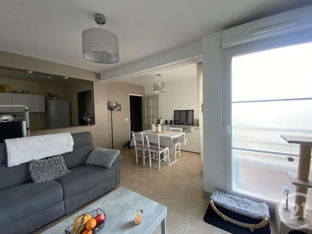 Appartement F3 à louer - 3 pièces - 65.0 m2 - AUXERRE - 89 - BOURGOGNE - Century 21 Martinot Immobilier