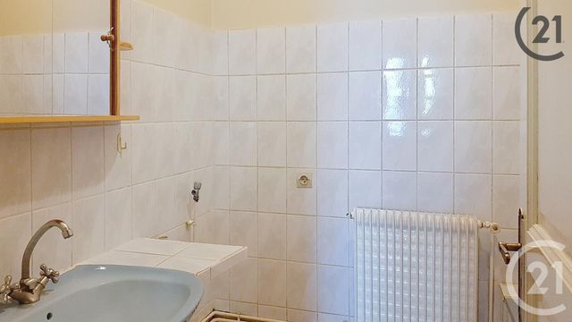 Appartement à vendre - 3 pièces - 69.32 m2 - AUXERRE - 89 - BOURGOGNE - Century 21 Martinot Immobilier