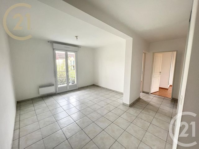 Appartement F3 à vendre - 3 pièces - 52.0 m2 - AUXERRE - 89 - BOURGOGNE - Century 21 Martinot Immobilier