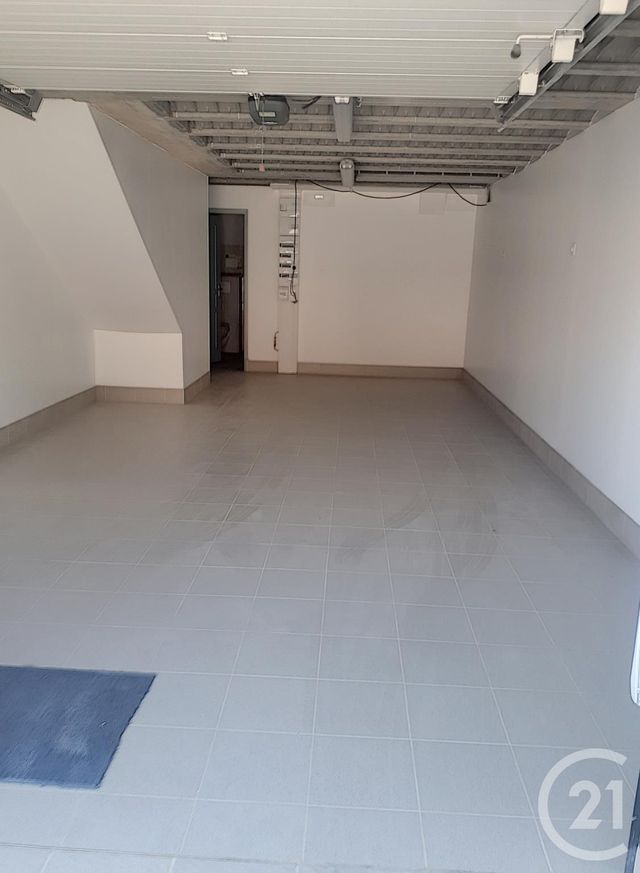 Appartement T4 à louer - 4 pièces - 78.0 m2 - ESCAMPS - 89 - BOURGOGNE - Century 21 Martinot Immobilier