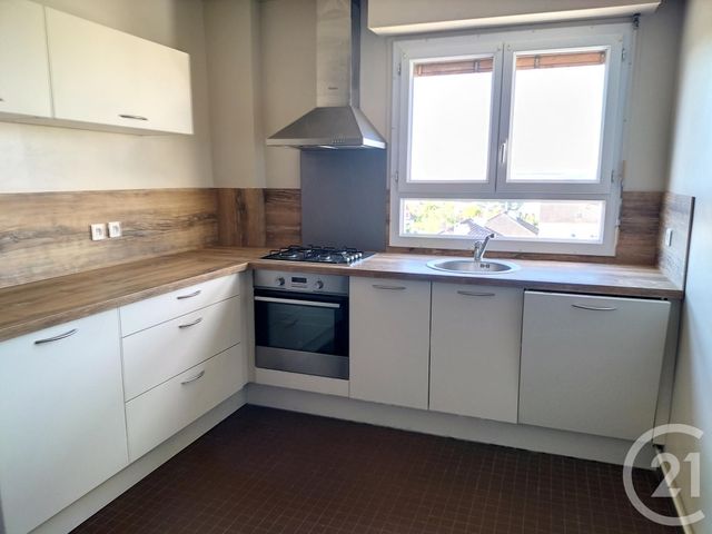 Appartement F4 à louer - 4 pièces - 75.0 m2 - AUXERRE - 89 - BOURGOGNE - Century 21 Martinot Immobilier