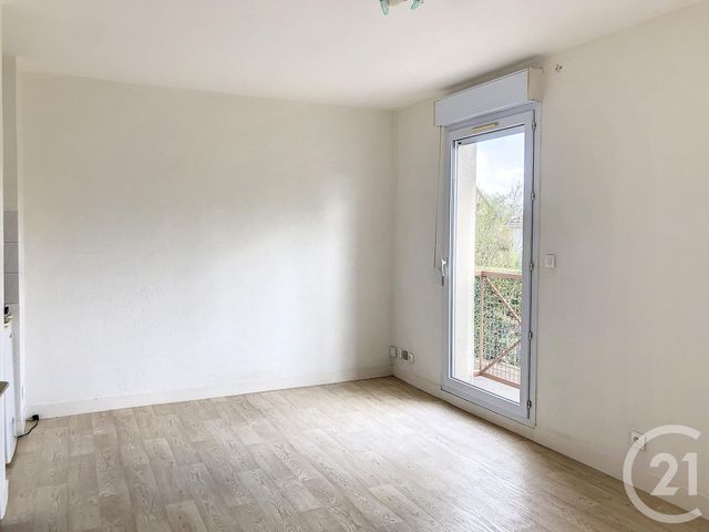 Studio à louer - 1 pièce - 21.05 m2 - AUXERRE - 89 - BOURGOGNE - Century 21 Martinot Immobilier