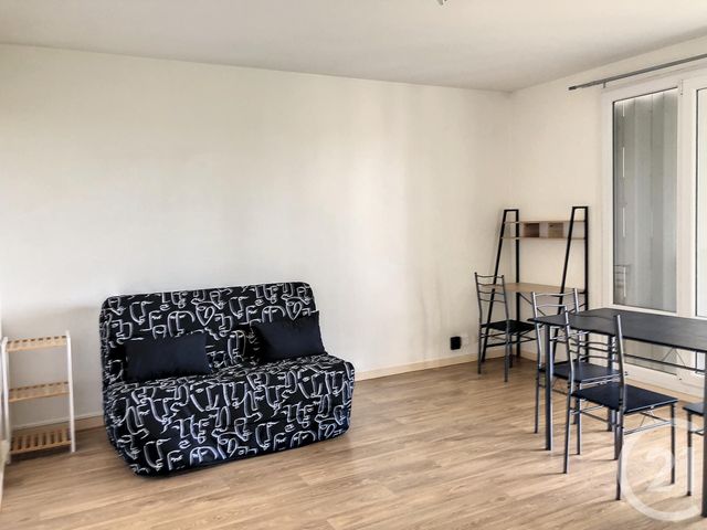 Appartement F1 à louer - 1 pièce - 30.2 m2 - AUXERRE - 89 - BOURGOGNE - Century 21 Martinot Immobilier