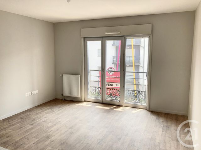Appartement F1 à vendre - 1 pièce - 26.6 m2 - AUXERRE - 89 - BOURGOGNE - Century 21 Martinot Immobilier