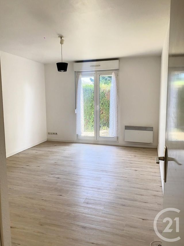 Studio à vendre - 1 pièce - 23.65 m2 - AUXERRE - 89 - BOURGOGNE - Century 21 Martinot Immobilier