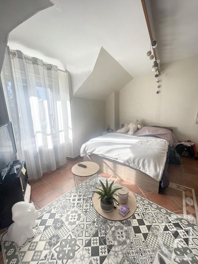 Studio à louer - 1 pièce - 25.0 m2 - AUXERRE - 89 - BOURGOGNE - Century 21 Martinot Immobilier