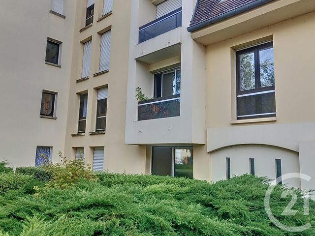 Appartement F1 à vendre - 1 pièce - 31.57 m2 - AUXERRE - 89 - BOURGOGNE - Century 21 Martinot Immobilier