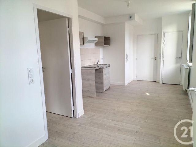 Appartement F3 à louer - 3 pièces - 51.43 m2 - AUXERRE - 89 - BOURGOGNE - Century 21 Martinot Immobilier
