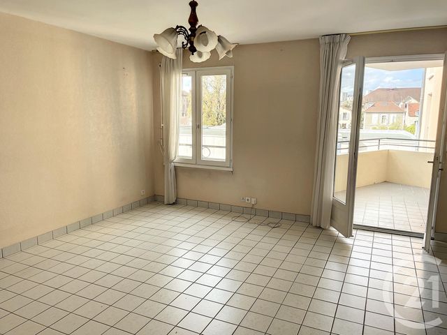 Appartement F3 à vendre - 4 pièces - 76.0 m2 - AUXERRE - 89 - BOURGOGNE - Century 21 Martinot Immobilier