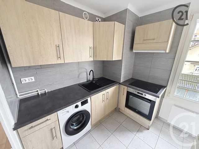 Afficher la photo en grand Appartement F2 à vendre - 3 pièces - 43.76 m2 - AUXERRE - 89 - BOURGOGNE - Century 21 Martinot Immobilier