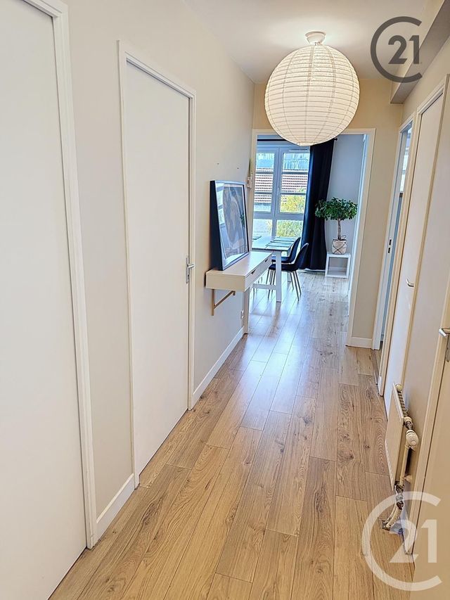 Afficher la photo en grand Appartement F3 à vendre - 3 pièces - 67.8 m2 - AUXERRE - 89 - BOURGOGNE - Century 21 Martinot Immobilier