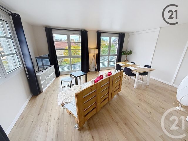 Afficher la photo en grand Appartement F3 à vendre - 3 pièces - 67.8 m2 - AUXERRE - 89 - BOURGOGNE - Century 21 Martinot Immobilier