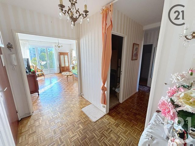 Appartement F3 à vendre - 3 pièces - 72.0 m2 - AUXERRE - 89 - BOURGOGNE - Century 21 Martinot Immobilier