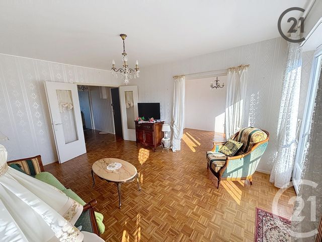 Appartement F3 à vendre - 3 pièces - 72.0 m2 - AUXERRE - 89 - BOURGOGNE - Century 21 Martinot Immobilier