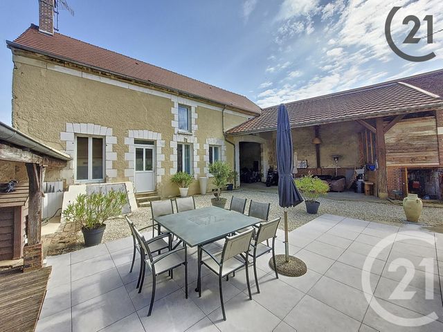 maison à vendre - 10 pièces - 270.0 m2 - MONTIGNY LA RESLE - 89 - BOURGOGNE - Century 21 Martinot Immobilier