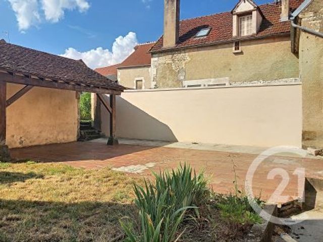 maison à louer - 4 pièces - 110.0 m2 - JUSSY - 89 - BOURGOGNE - Century 21 Martinot Immobilier