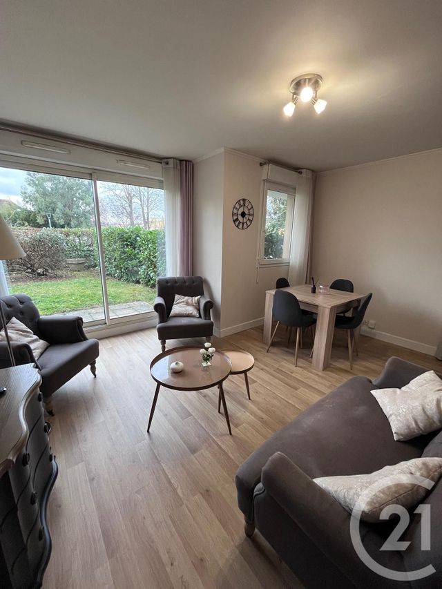 Appartement F2 à vendre - 2 pièces - 46.65 m2 - AUXERRE - 89 - BOURGOGNE - Century 21 Martinot Immobilier