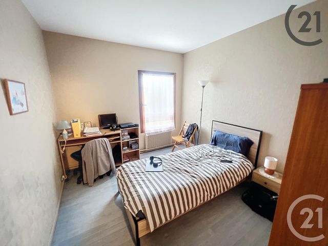 Appartement F4 à vendre - 4 pièces - 86.45 m2 - AUXERRE - 89 - BOURGOGNE - Century 21 Martinot Immobilier