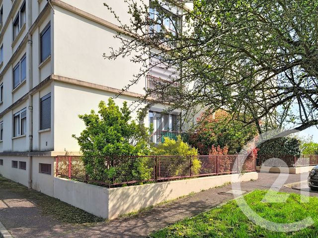 Appartement F4 à vendre - 4 pièces - 72.54 m2 - AUXERRE - 89 - BOURGOGNE - Century 21 Martinot Immobilier