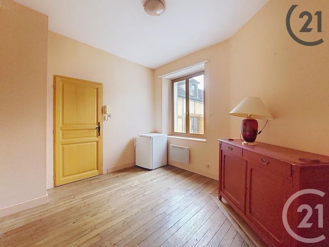 Appartement F3 à vendre - 4 pièces - 85.2 m2 - AUXERRE - 89 - BOURGOGNE - Century 21 Martinot Immobilier