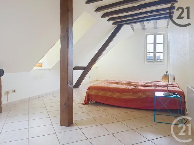 Appartement F3 à vendre - 4 pièces - 85.2 m2 - AUXERRE - 89 - BOURGOGNE - Century 21 Martinot Immobilier