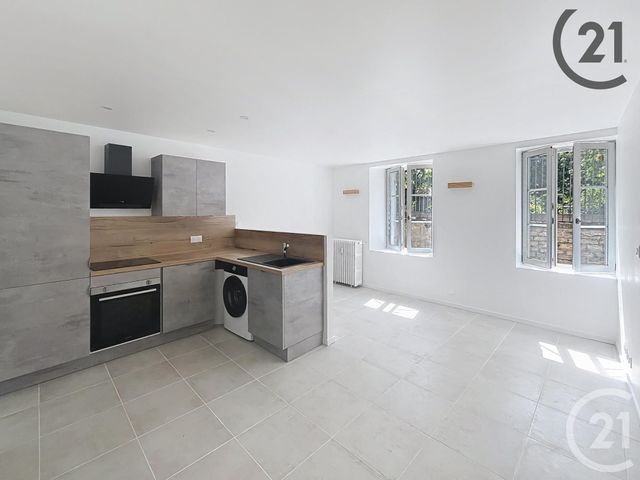 Appartement F3 à vendre - 3 pièces - 47.0 m2 - AUXERRE - 89 - BOURGOGNE - Century 21 Martinot Immobilier