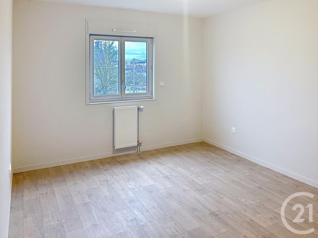Appartement F3 à vendre - 3 pièces - 60.89 m2 - AUXERRE - 89 - BOURGOGNE - Century 21 Martinot Immobilier