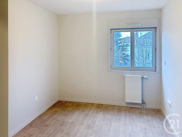 Appartement F3 à vendre - 3 pièces - 60.89 m2 - AUXERRE - 89 - BOURGOGNE - Century 21 Martinot Immobilier