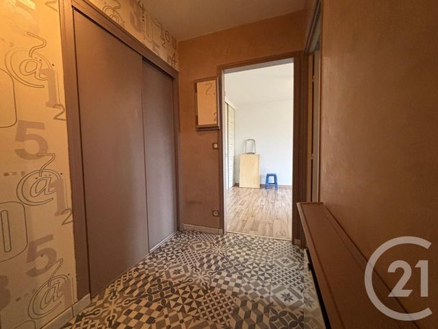 Appartement F2 à vendre - 2 pièces - 48.0 m2 - AUXERRE - 89 - BOURGOGNE - Century 21 Martinot Immobilier