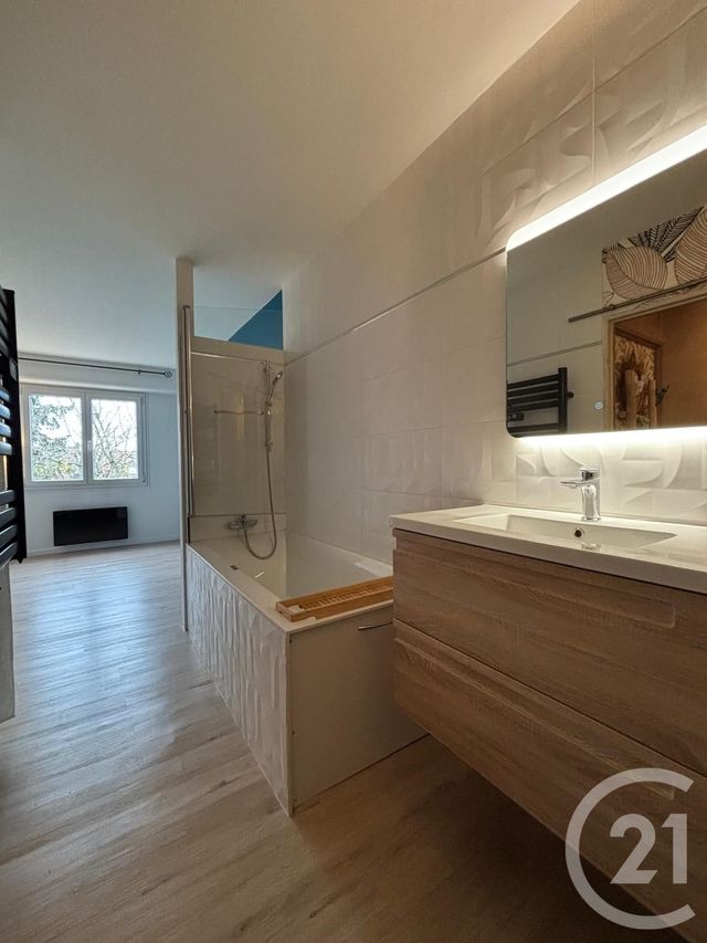 Appartement F2 à vendre - 2 pièces - 48.0 m2 - AUXERRE - 89 - BOURGOGNE - Century 21 Martinot Immobilier