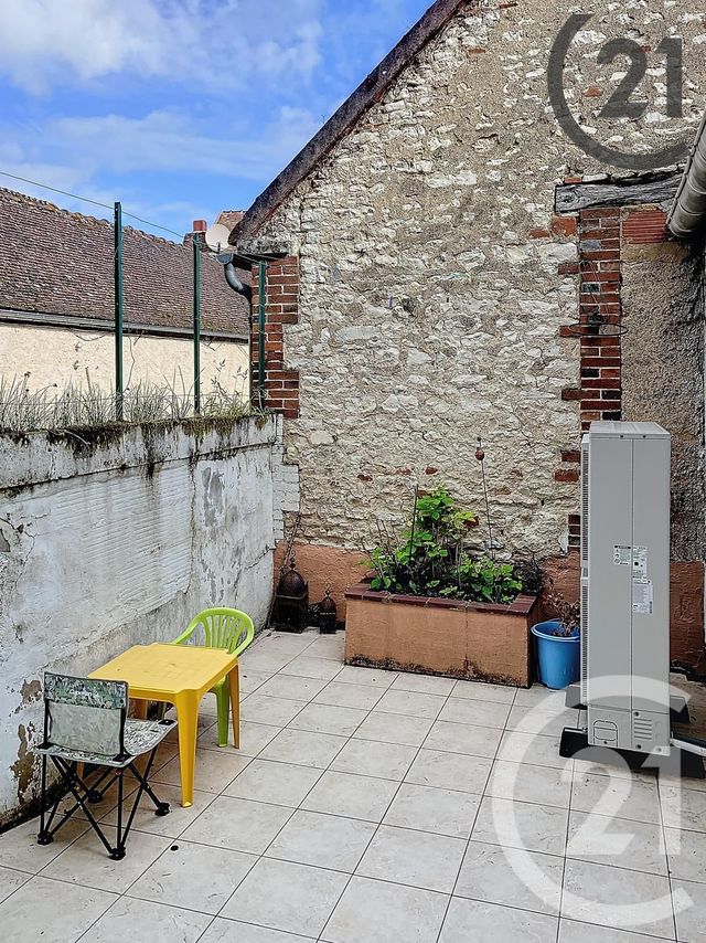 Afficher la photo en grand maison à vendre - 7 pièces - 138.45 m2 - SEIGNELAY - 89 - BOURGOGNE - Century 21 Martinot Immobilier
