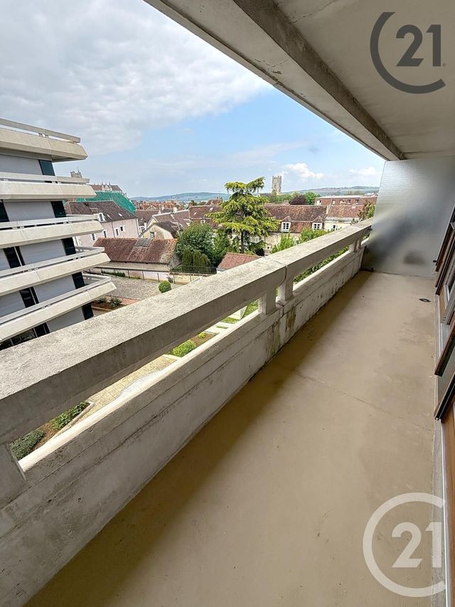 Appartement Studio à vendre - 1 pièce - 24.64 m2 - AUXERRE - 89 - BOURGOGNE - Century 21 Martinot Immobilier