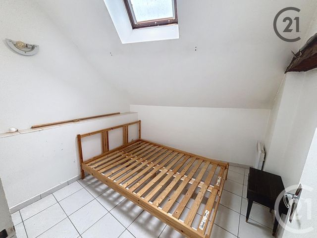 Appartement F2 à vendre - 2 pièces - 27.0 m2 - AUXERRE - 89 - BOURGOGNE - Century 21 Martinot Immobilier